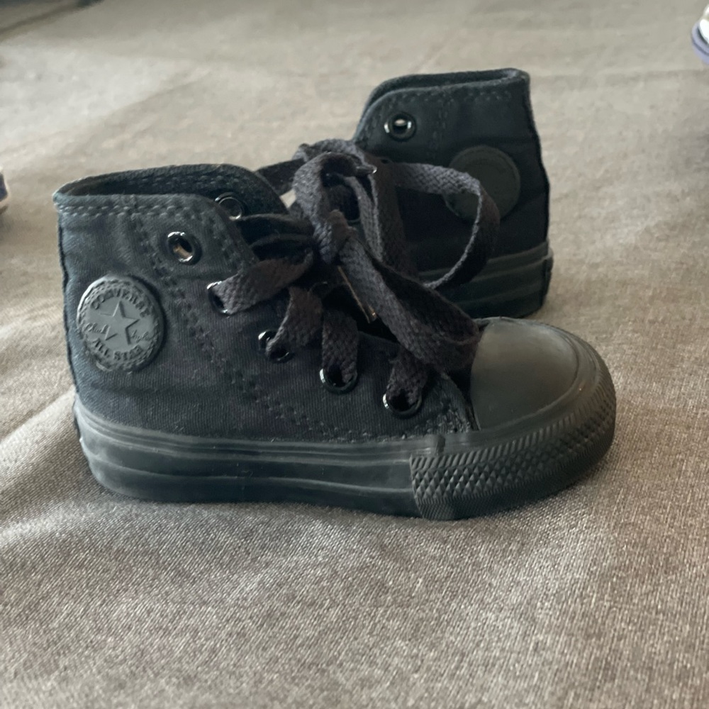 Converse all black hightop size 3 toddler